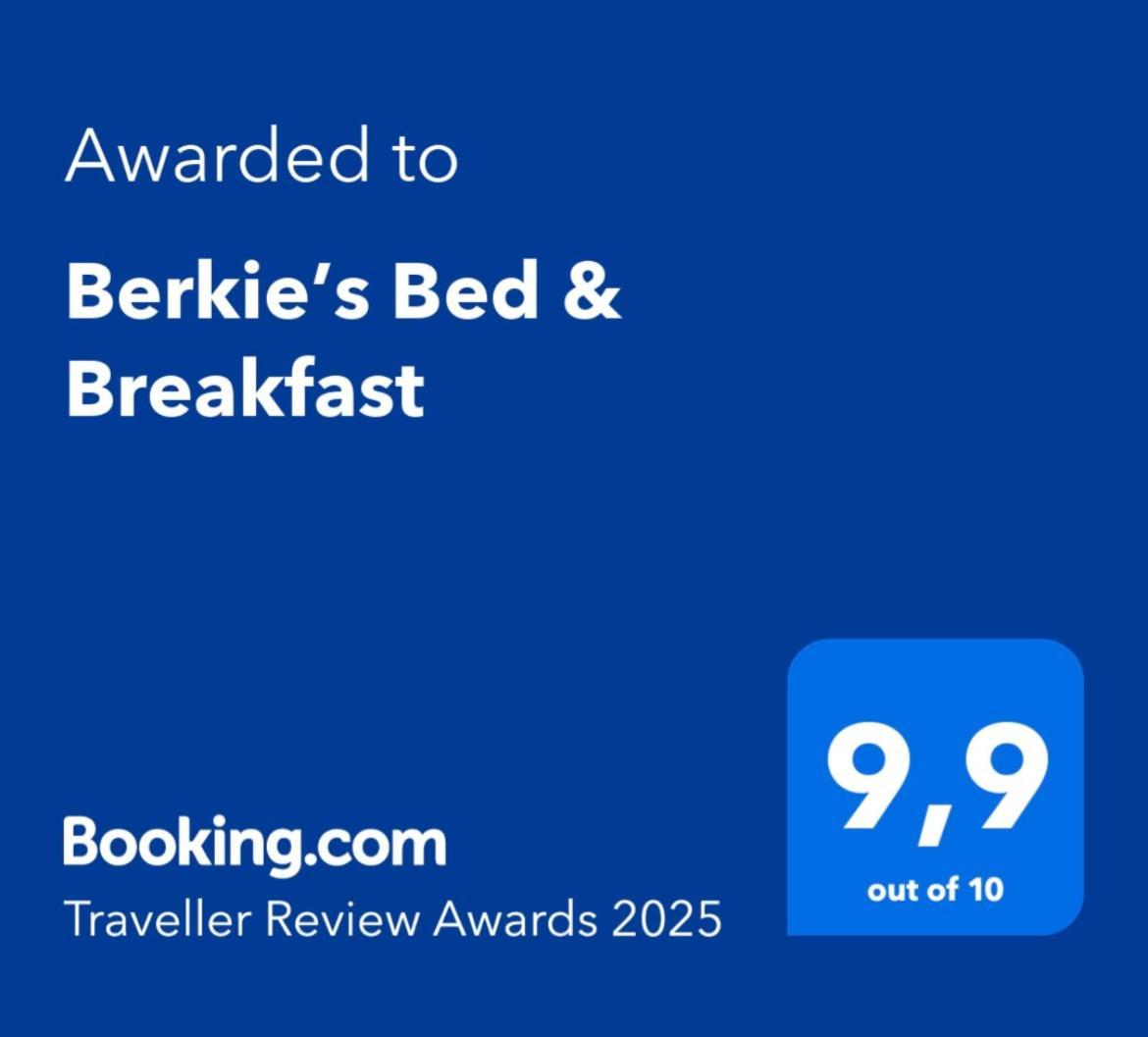 Berkie'S Bed & Breakfast Port Alberni Eksteriør billede
